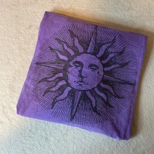 URBAN OUTFITTERS Long Sleeve Tee